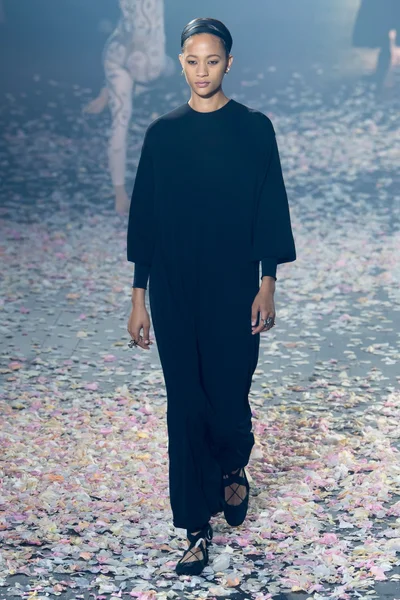 Look 1